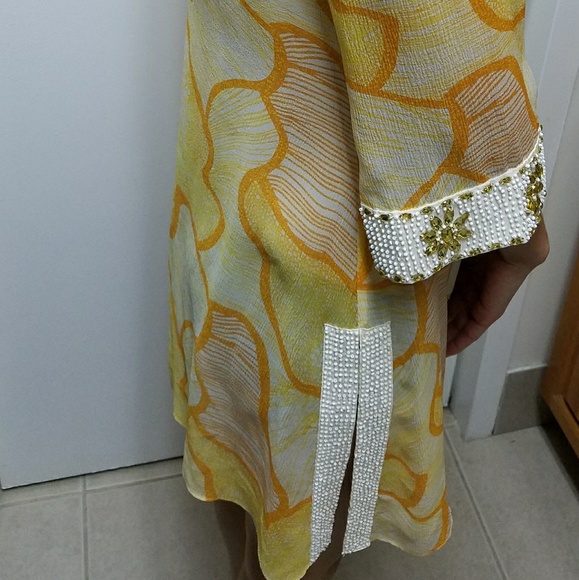 Tunic - Picture 4 of 4